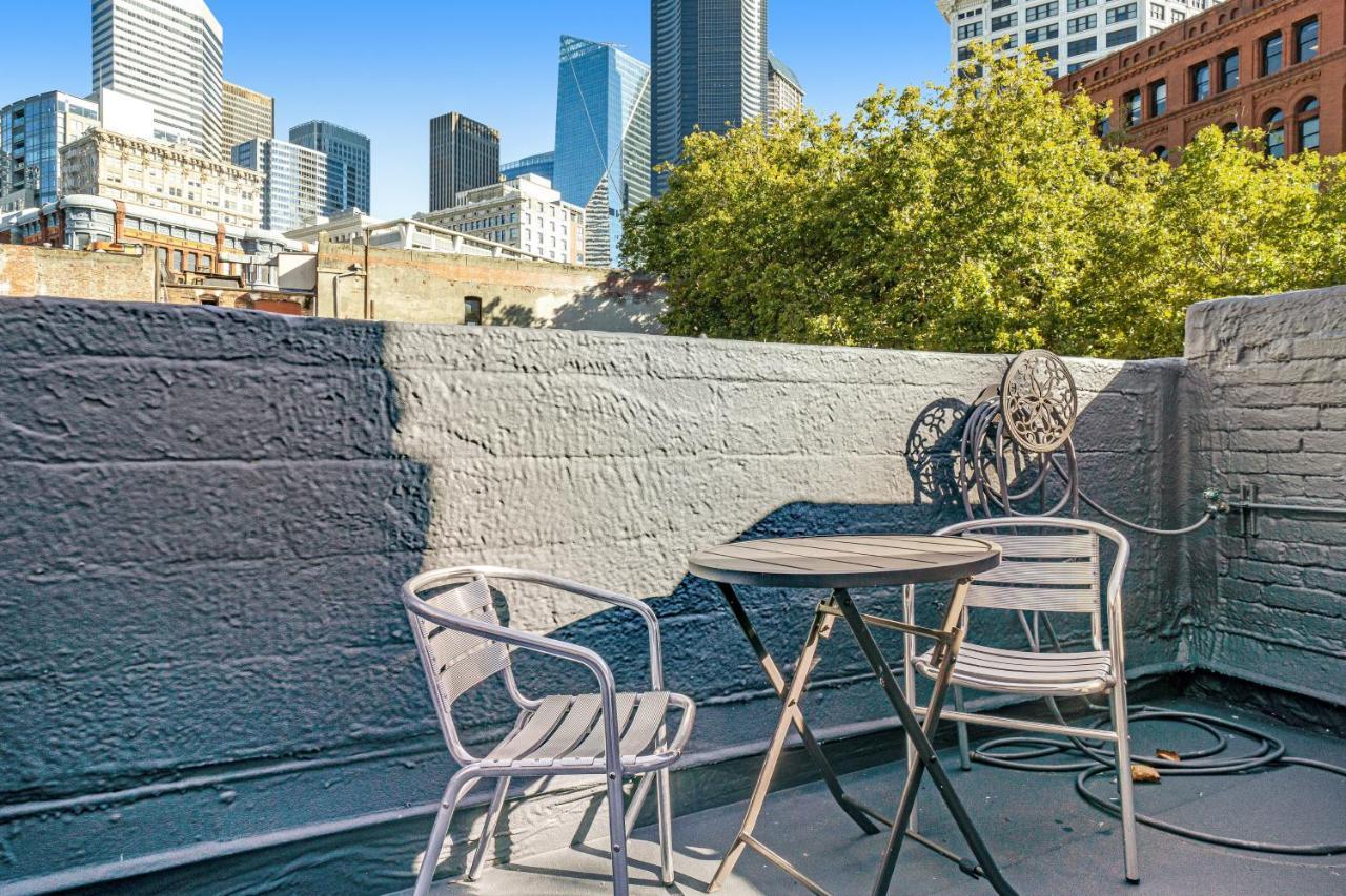 Opulence At The Square Apartment Seattle Exterior photo